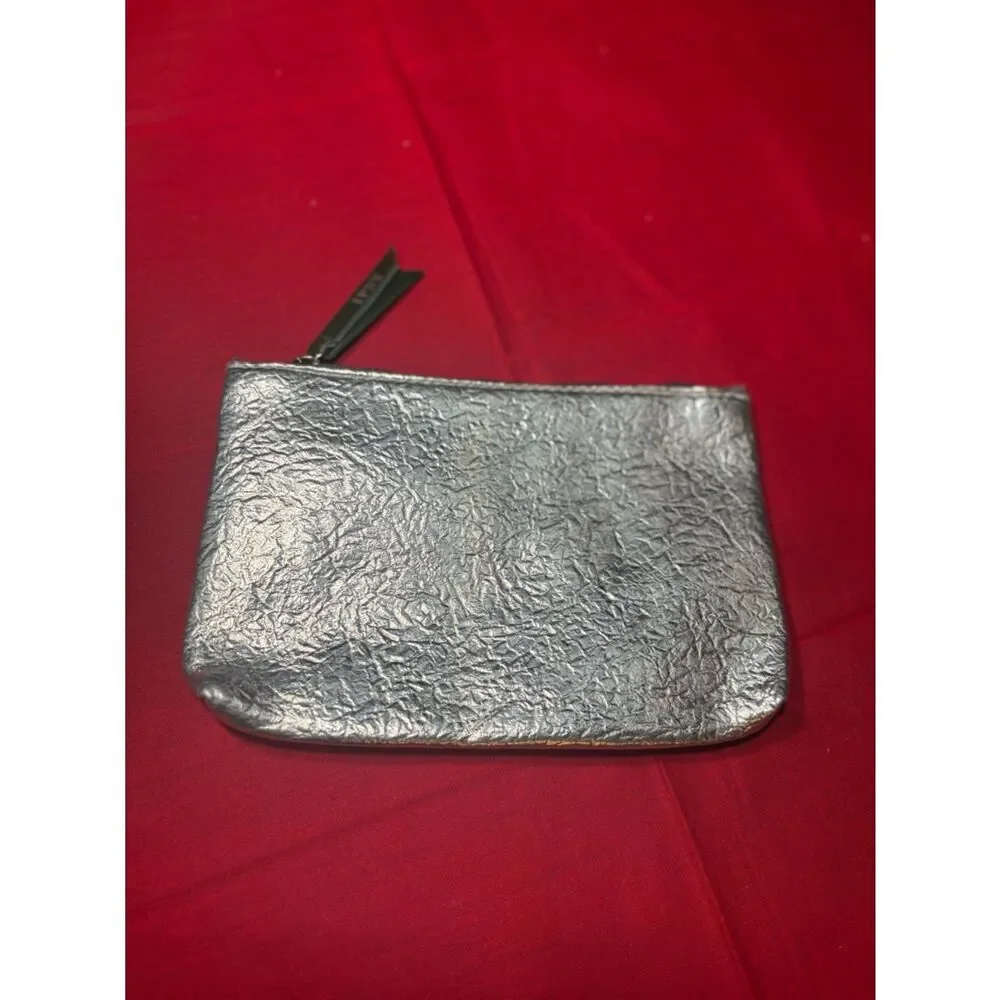 IPSY Silver Metallic Textured Zip Pouch
